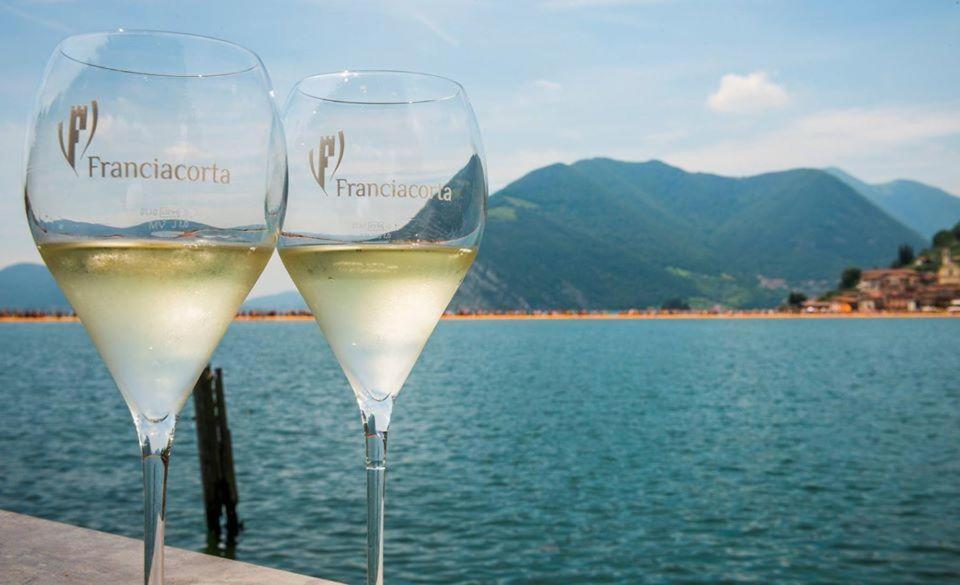 Vacanze Lago D'Iseo E Franciacorta 2 Exterior photo